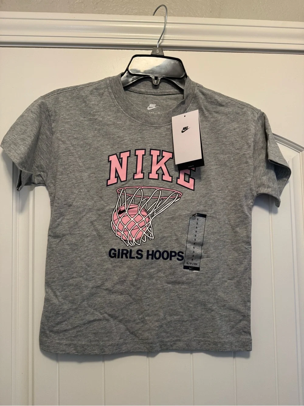 Nike Grey & Pink Girls' Hoops Graphic Tee